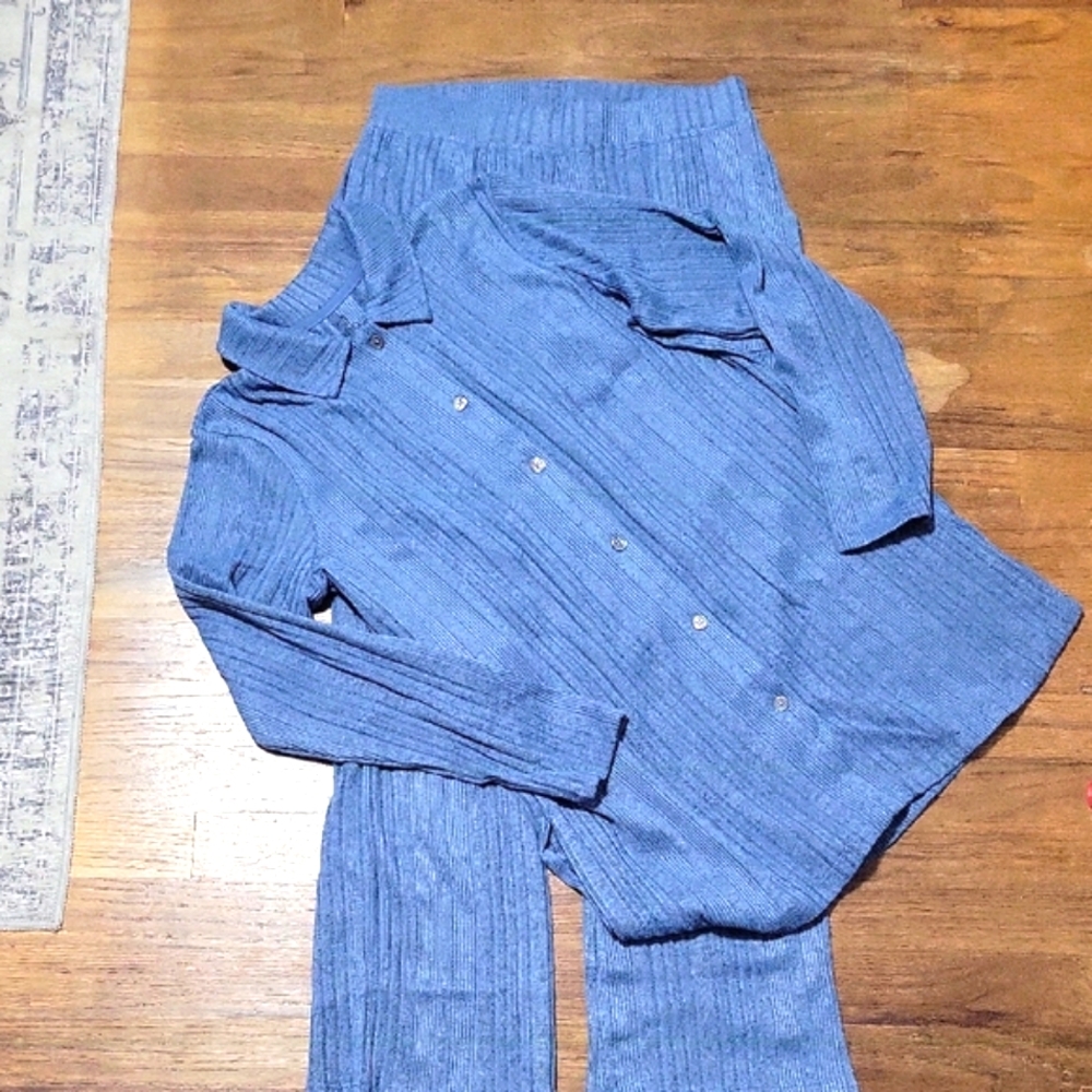 Cuddl Duds Blue Pajama Set